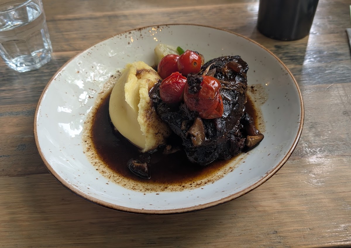 Brougham Arms Hotel-4